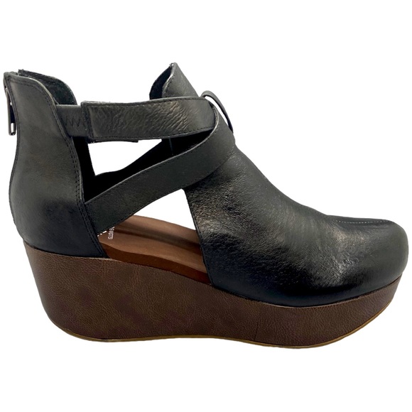 Yellow Box Shoes Yellow Box Balera Black Leather Platform Poshmark